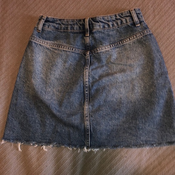 Topshop button down jean skirt - Picture 2 of 3